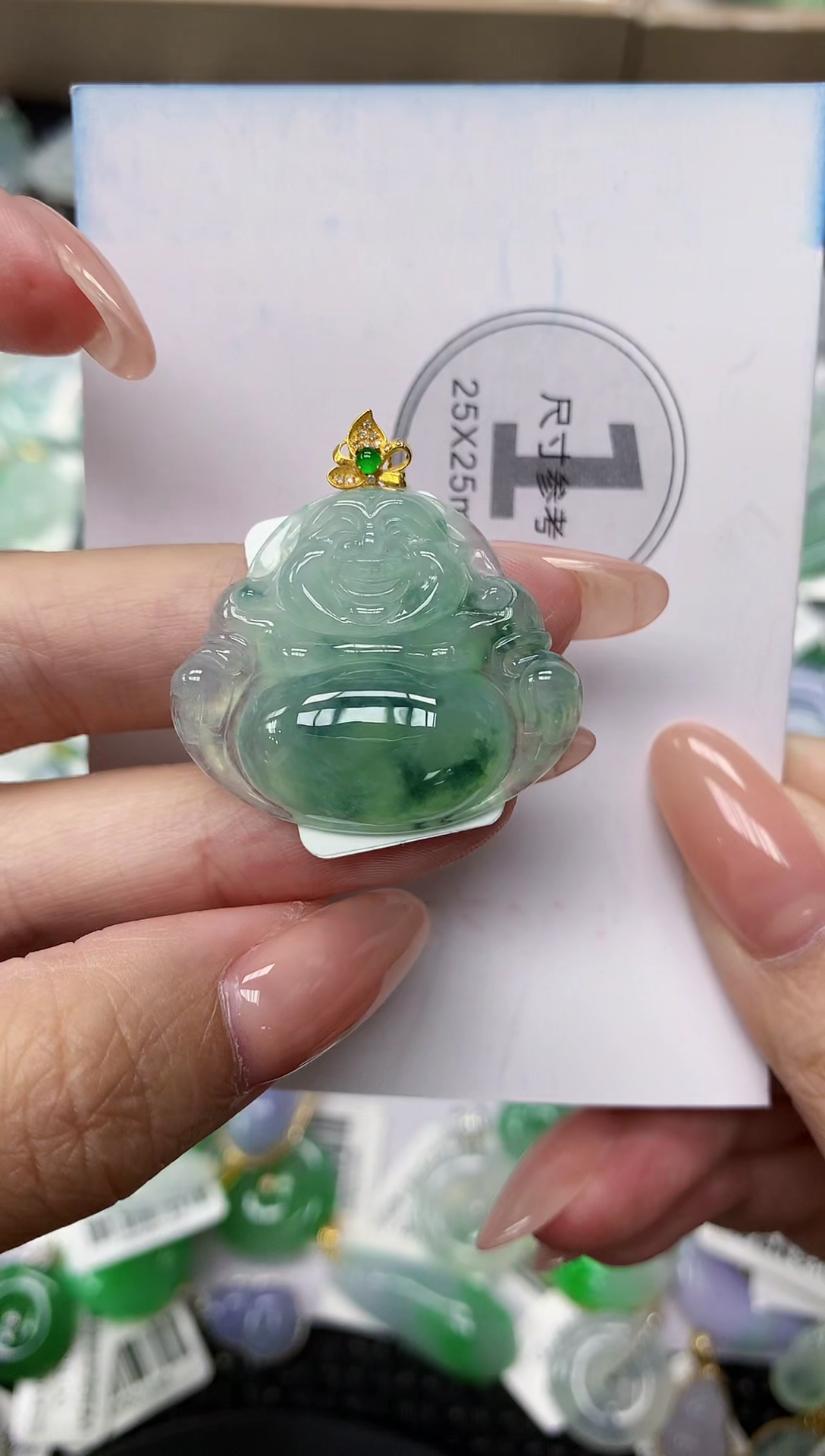 颈饰18K金镶嵌翡翠11111111111