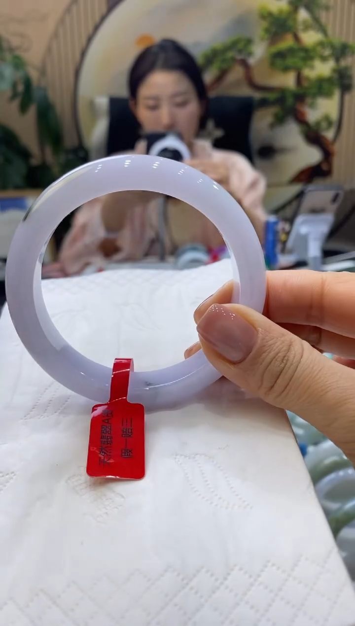 【闪购商品】翡翠手镯未镶嵌99903296
