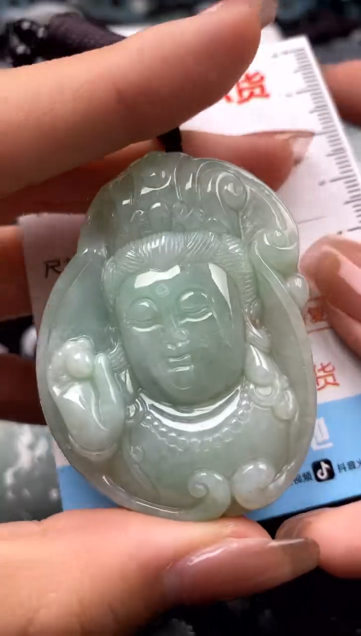 【闪购商品】翡翠未镶嵌吊坠(不含链)1