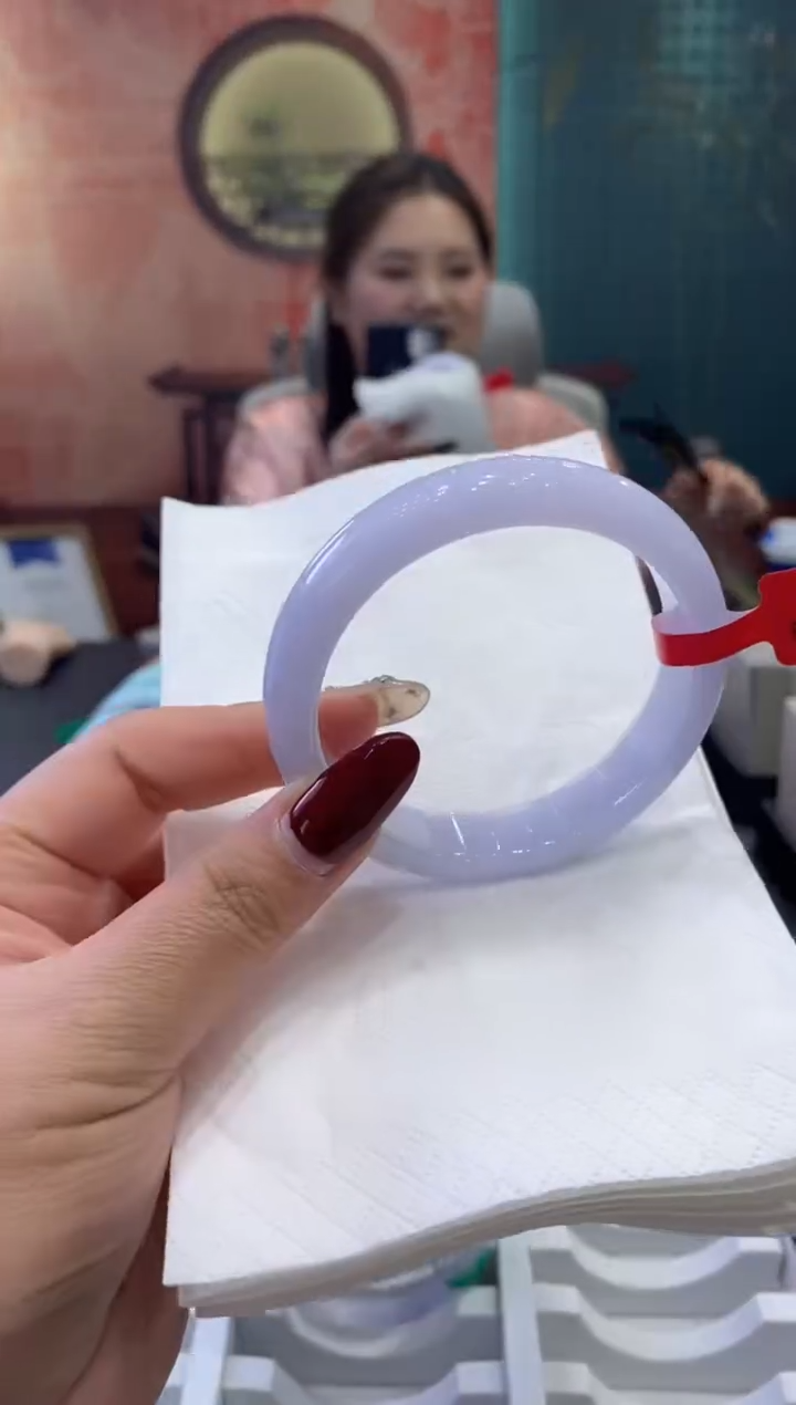 【闪购商品】翡翠手镯未镶嵌多人00011636