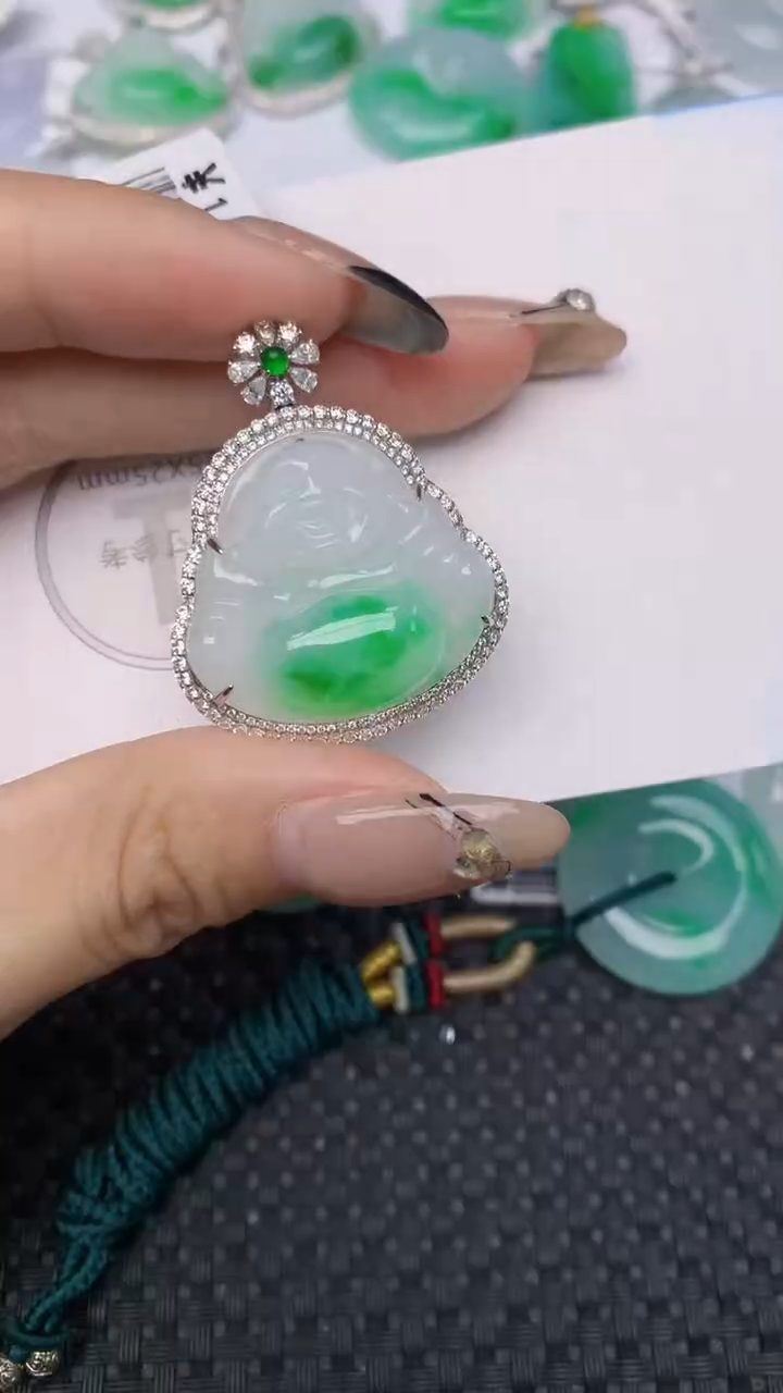 颈饰18K金镶嵌翡翠天然缅甸翡翠a货百元以上9元证书费自理