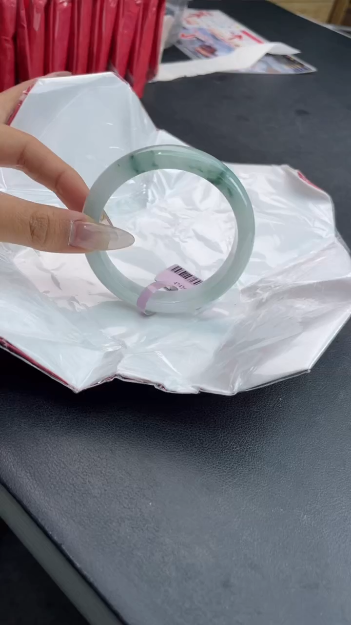 【闪购商品】翡翠手镯未镶嵌9翡翠手镯