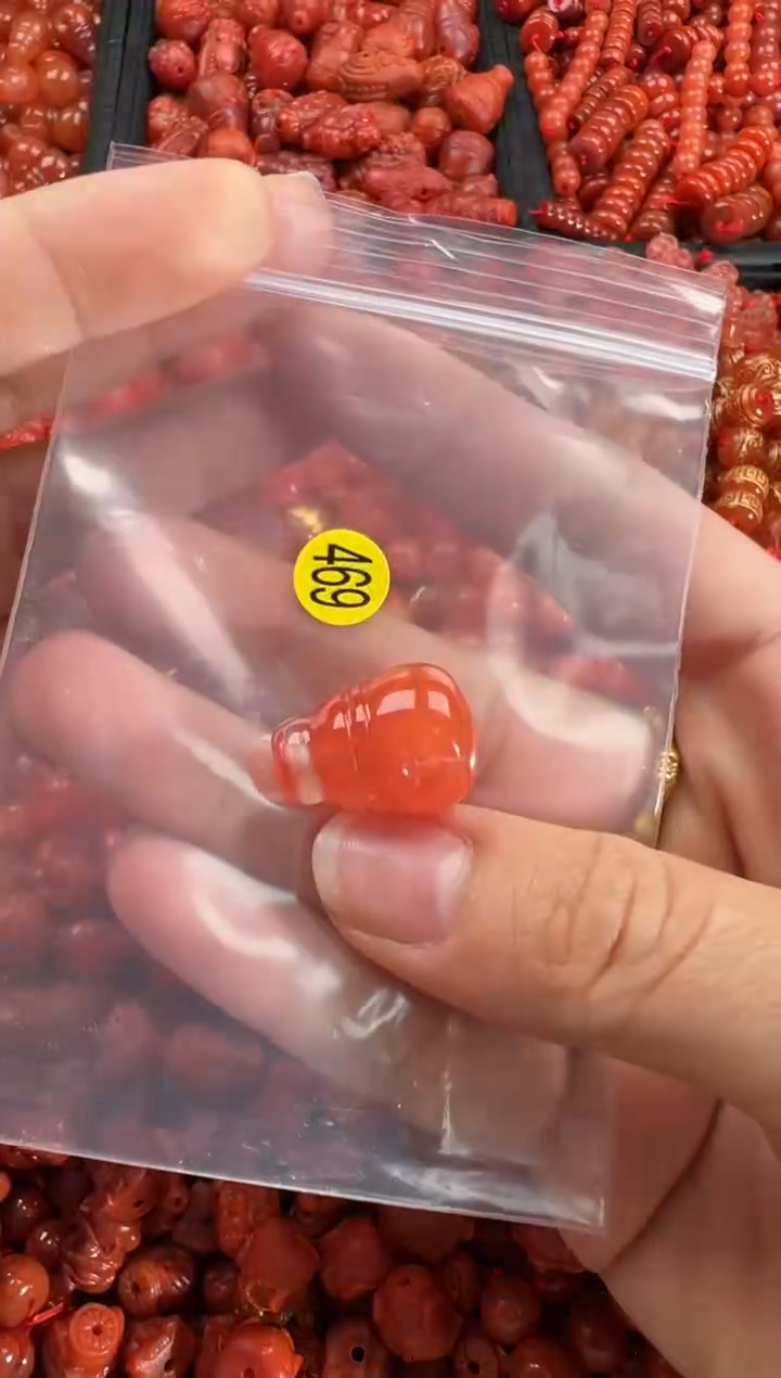 【闪购商品】南红玛瑙颈饰未镶嵌1