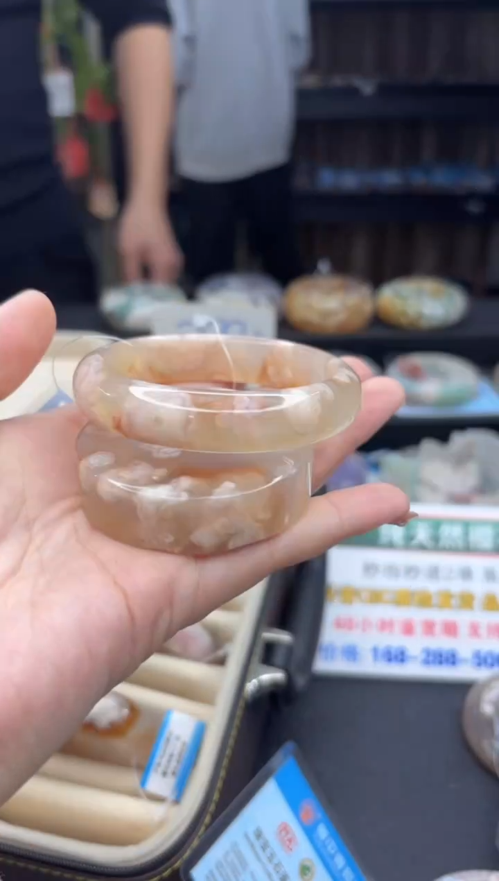 【闪购商品】石英质玉手镯未镶嵌716（57圈赠送镯心）