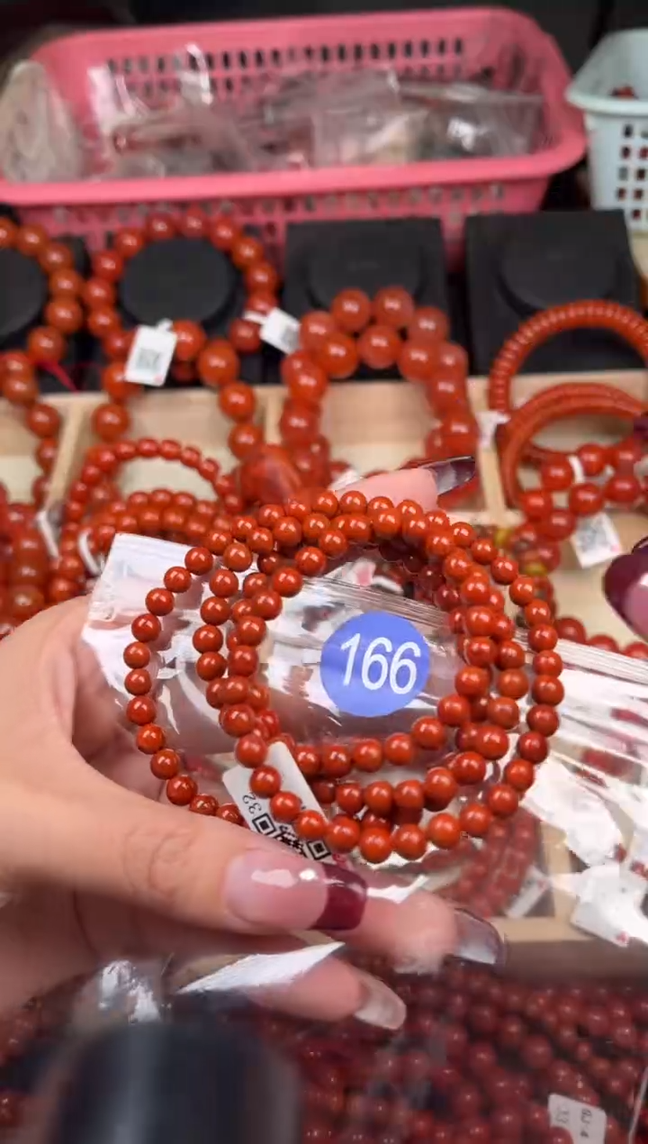 【闪购商品】南红玛瑙珠宝奇石未镶嵌166-5+