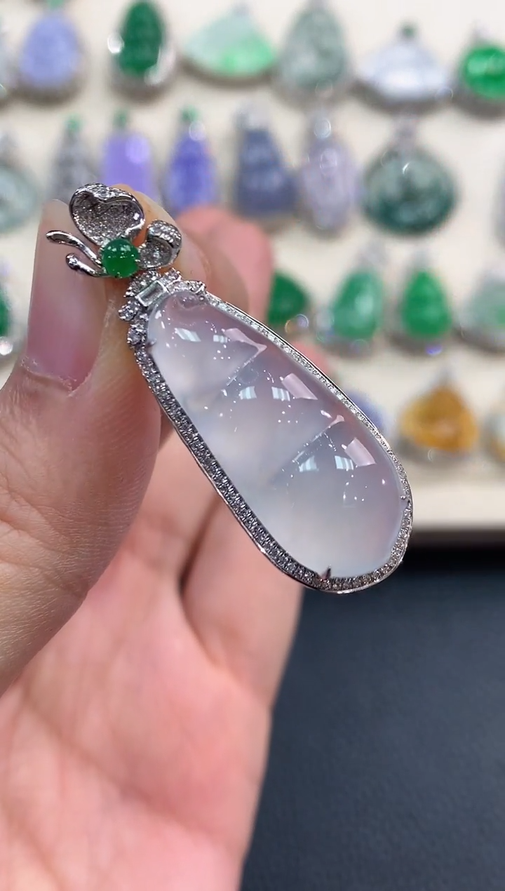 【闪购商品】翡翠吊坠(不含链)18K金镶嵌B96