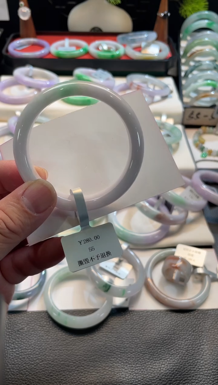 未镶嵌手镯翡翠74号链接 有纹裂 55正圈