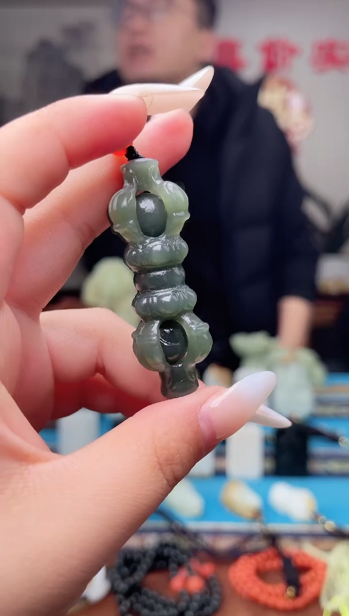 【闪购商品】和田玉挂件未镶嵌1