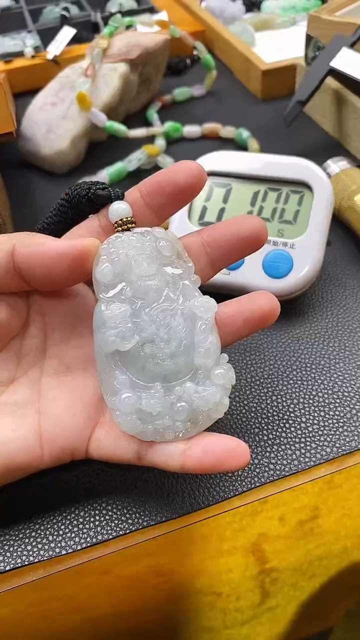 【闪购商品】翡翠颈饰未镶嵌挂件