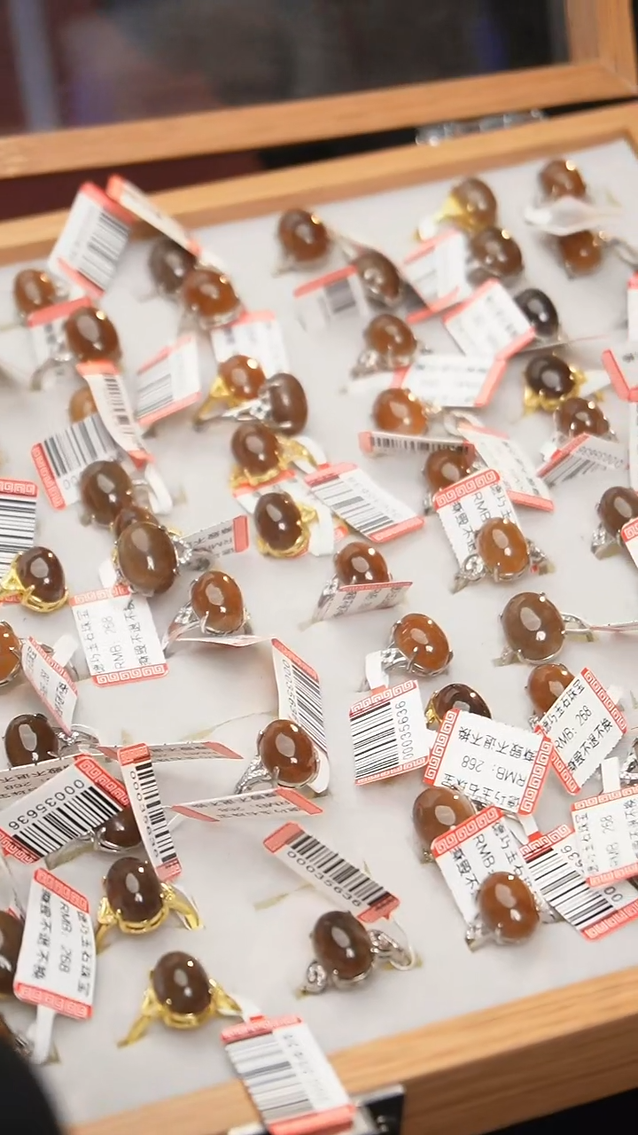 和田玉戒指银S925镶嵌D34234353（发一个，多样性发货）