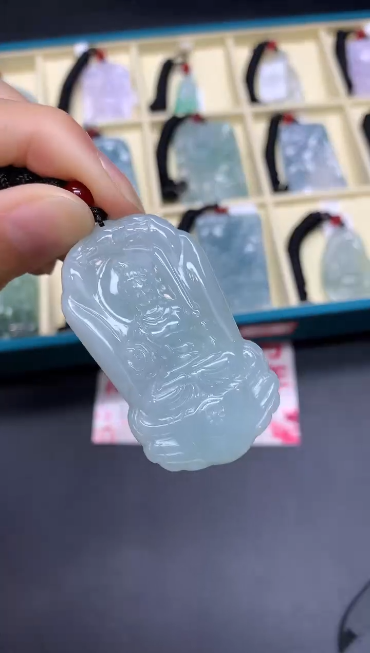 【闪购商品】定制翡翠未镶嵌不动明王冰