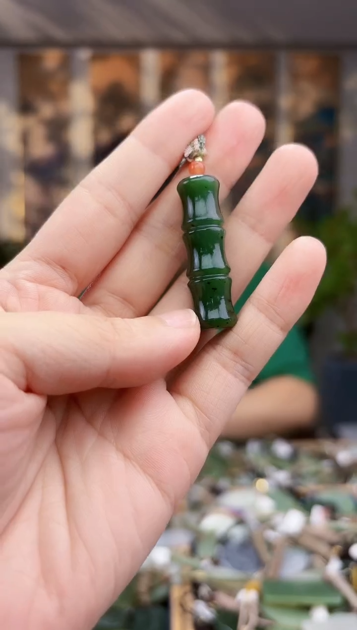 未镶嵌和田玉挂件拍一发一