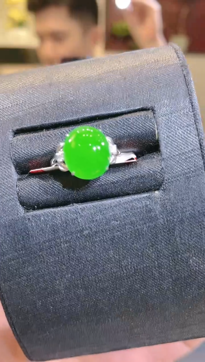 翡翠18K金镶嵌颈饰A19天然A货翡翠戒指