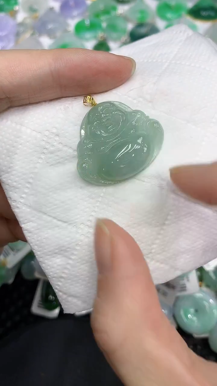 颈饰18K金镶嵌翡翠a货百元以下同包裹多件发出的只收取一单运费