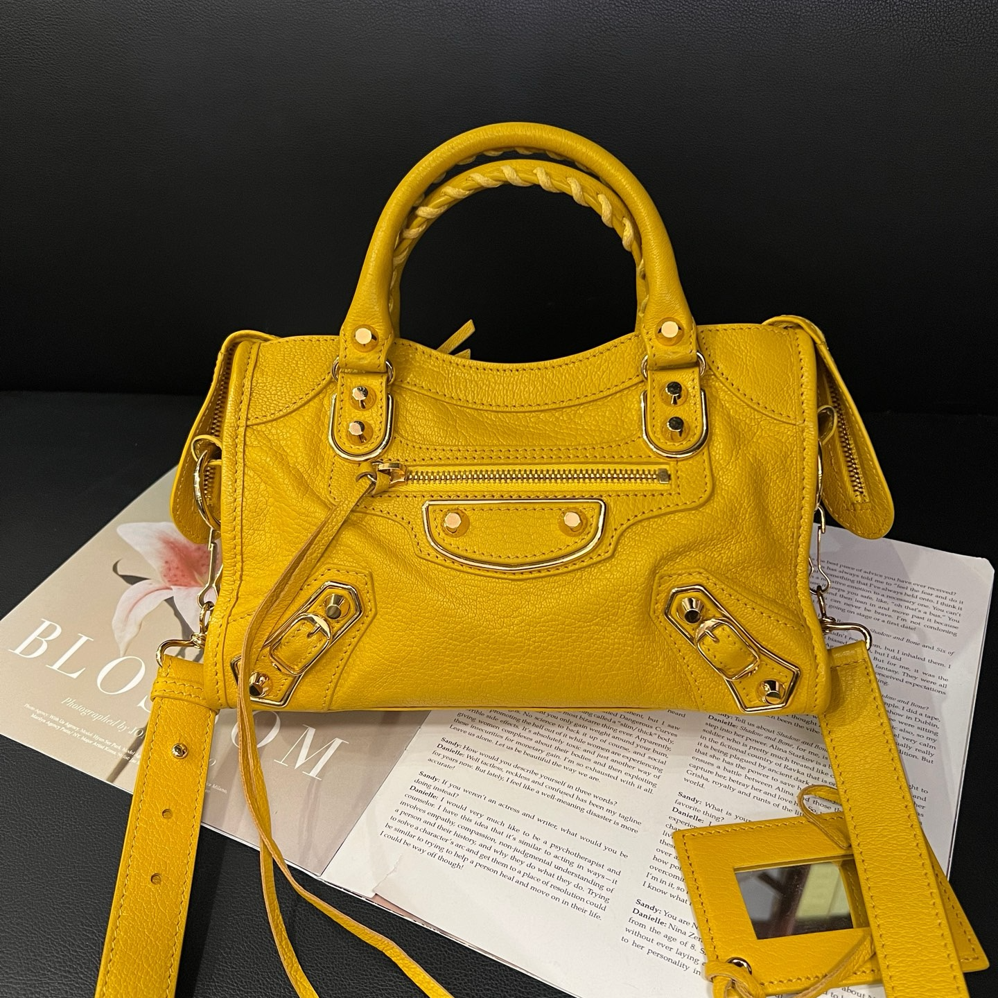 99新 Balenciaga/巴黎世家 黄色机车单肩包S26寄卖服务