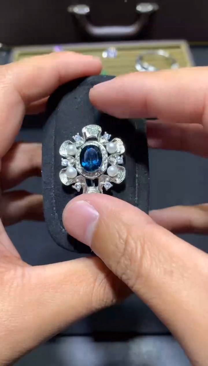 未镶嵌托帕石胸饰F69【多样性发其一】