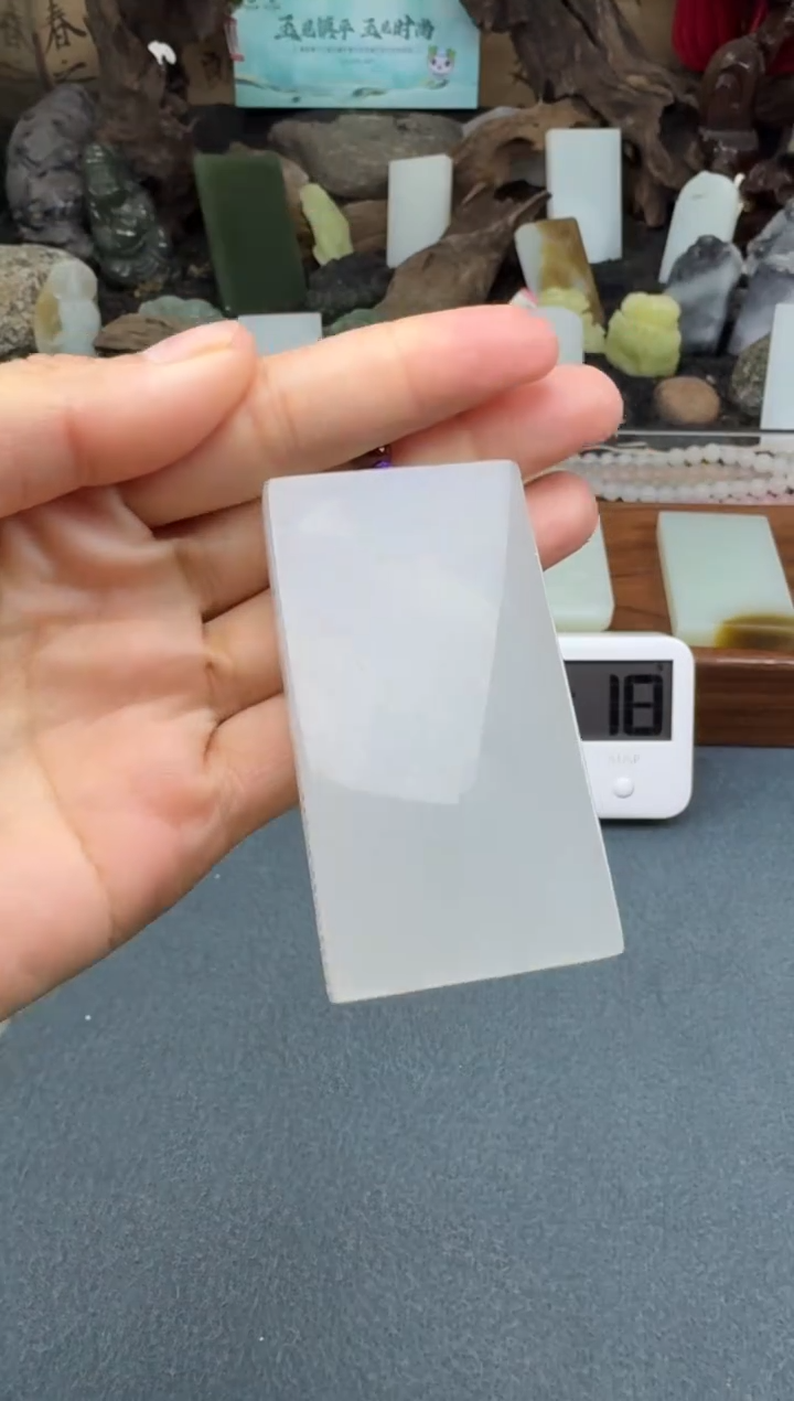 【闪购商品】和田玉颈饰未镶嵌开心