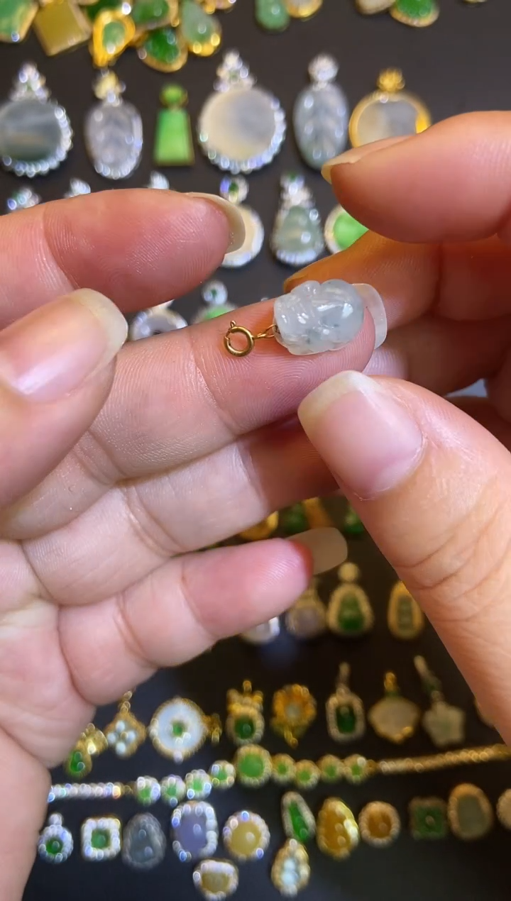 吊坠(不含链)18K金镶嵌翡翠1