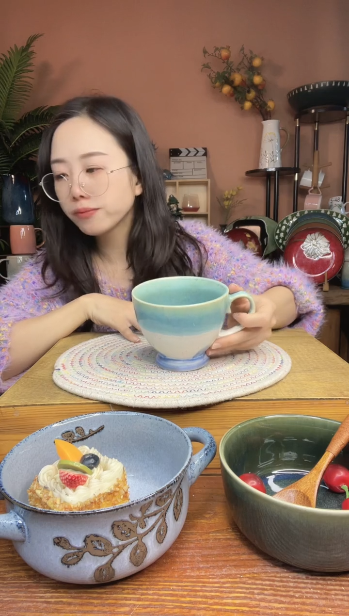 陶瓷400毫升左右水杯 微瑕疵