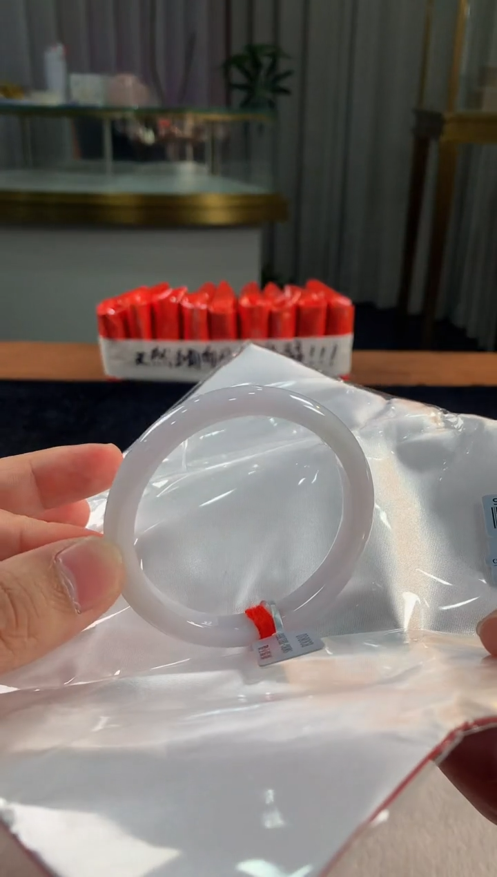 未镶嵌定制翡翠5067毛货不退不换 55-56圈