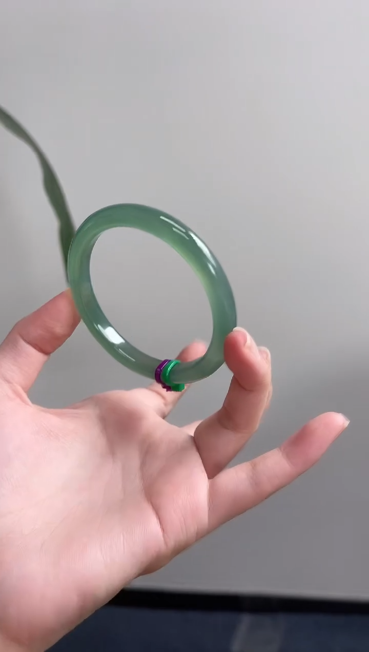 手镯玛瑙/玉髓未镶嵌58圈