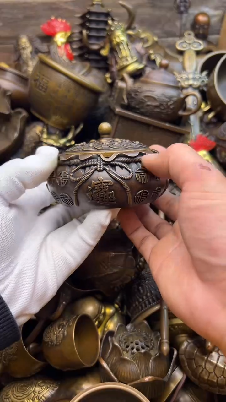 精美铜器，点击下单