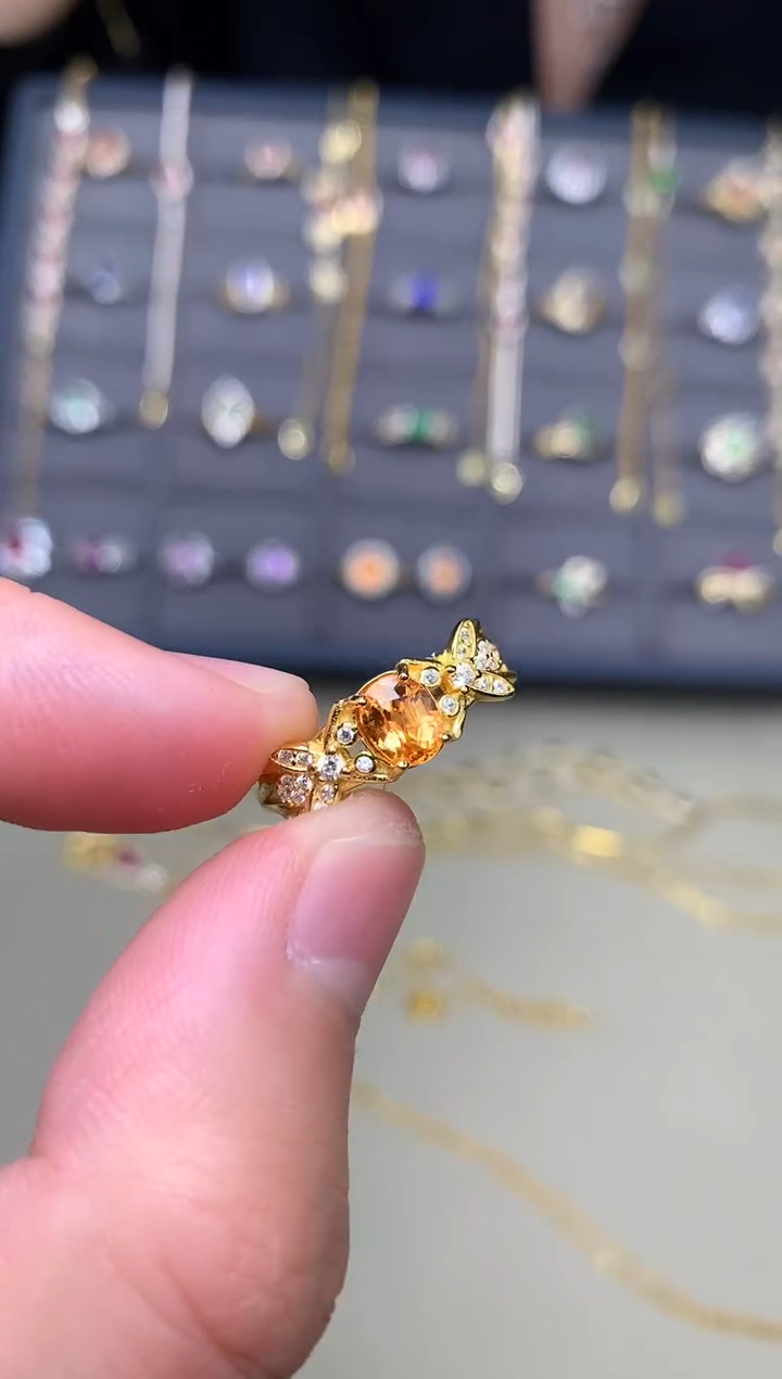 银S925镶嵌戒指石榴石（芬达石）戒指