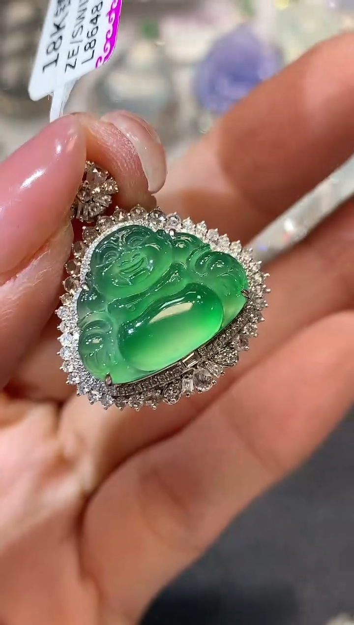 【闪购商品】翡翠吊坠(不含链)18K金镶嵌C35