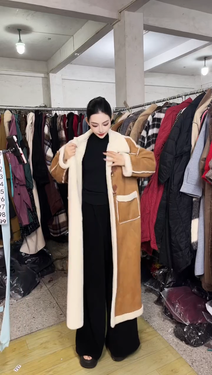 884闪购外套外披马甲打底裤子