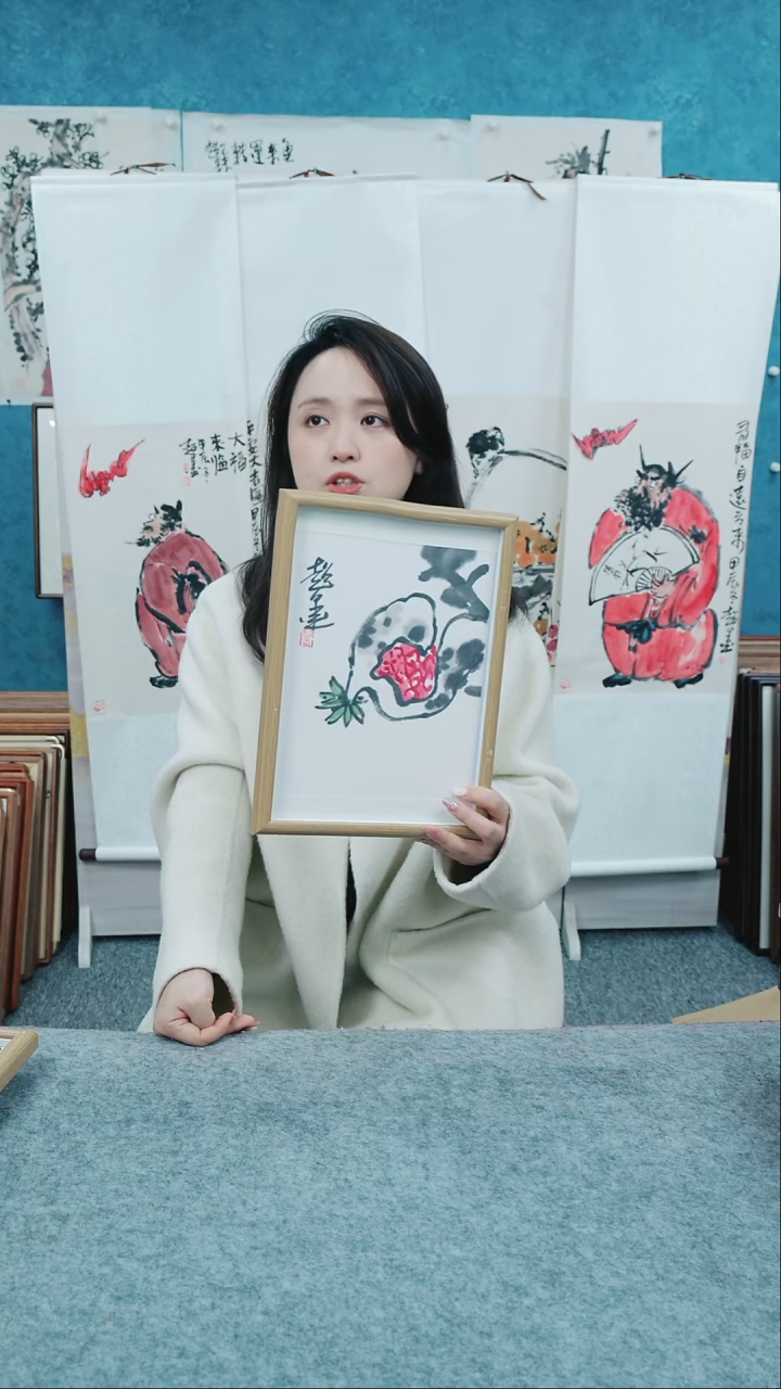 【闪购商品】国画10寸本土老师木质摆台