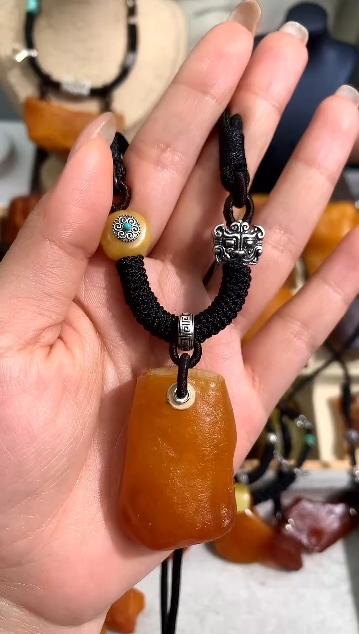 【闪购商品】蜜蜡裸石未镶嵌似玉