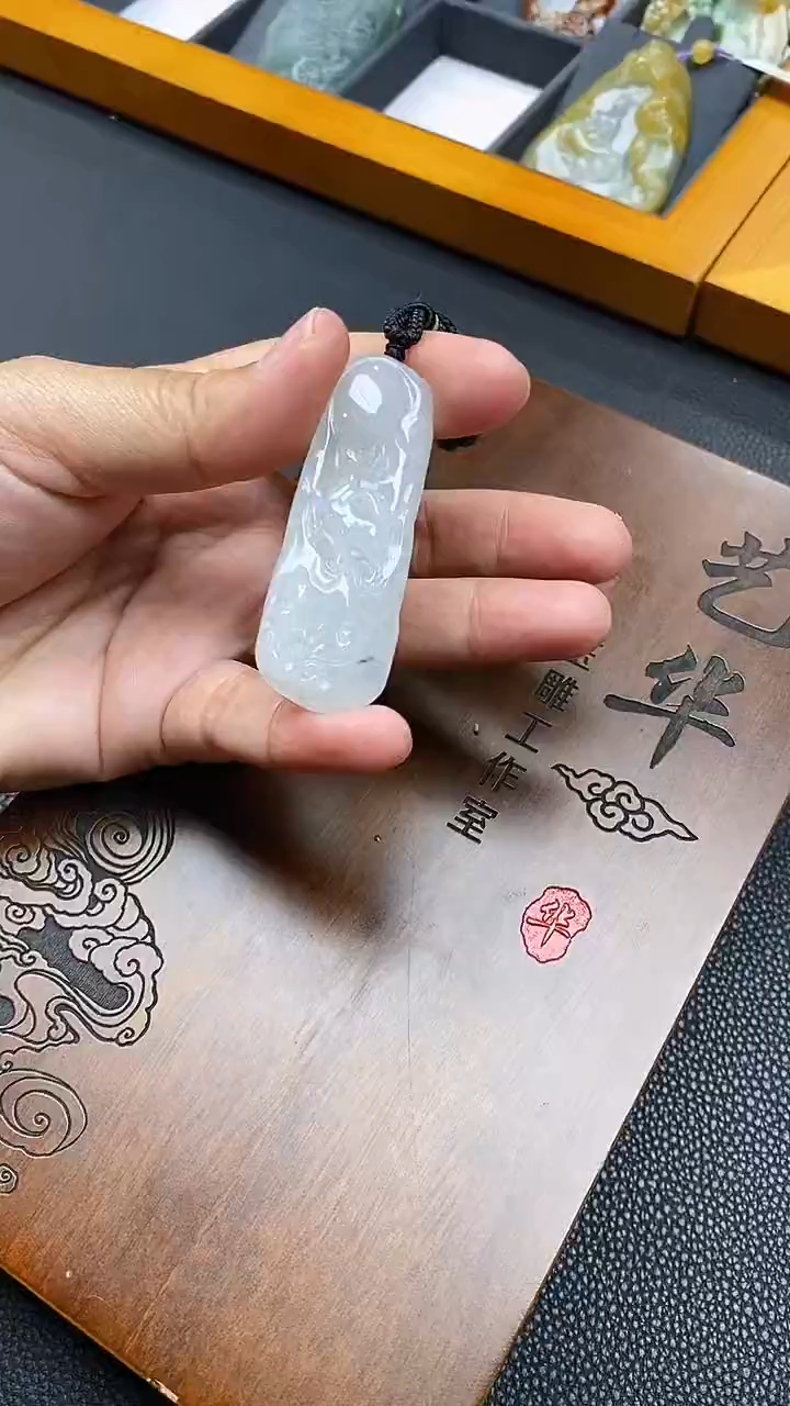 【闪购商品】翡翠颈饰未镶嵌挂件