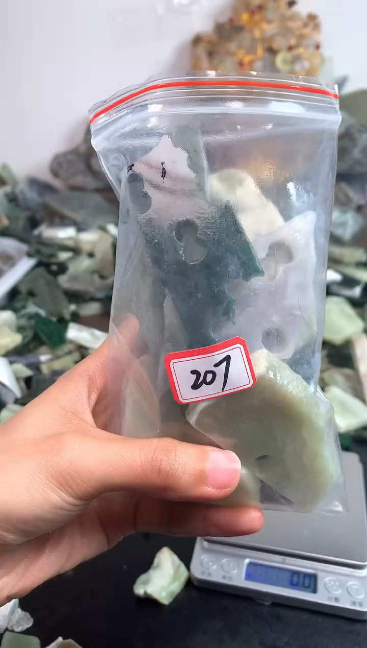 未镶嵌和田玉摆件207