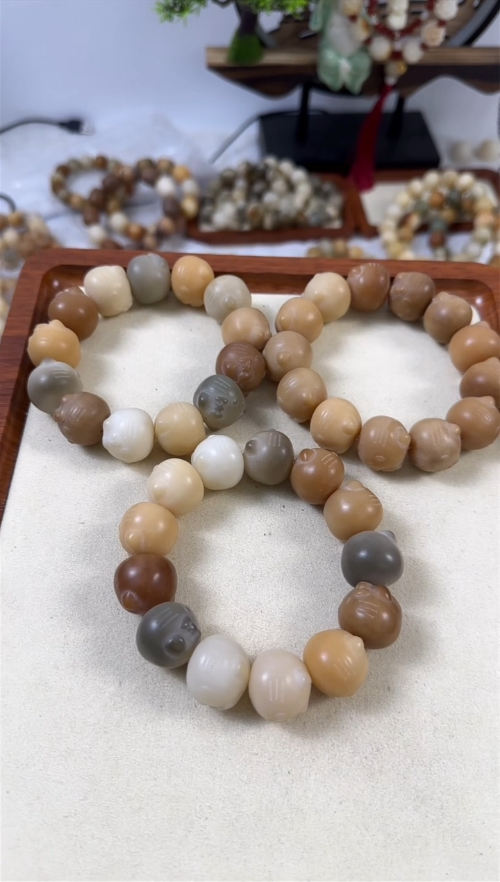 【闪购商品】白玉菩提手串卡20KT猫