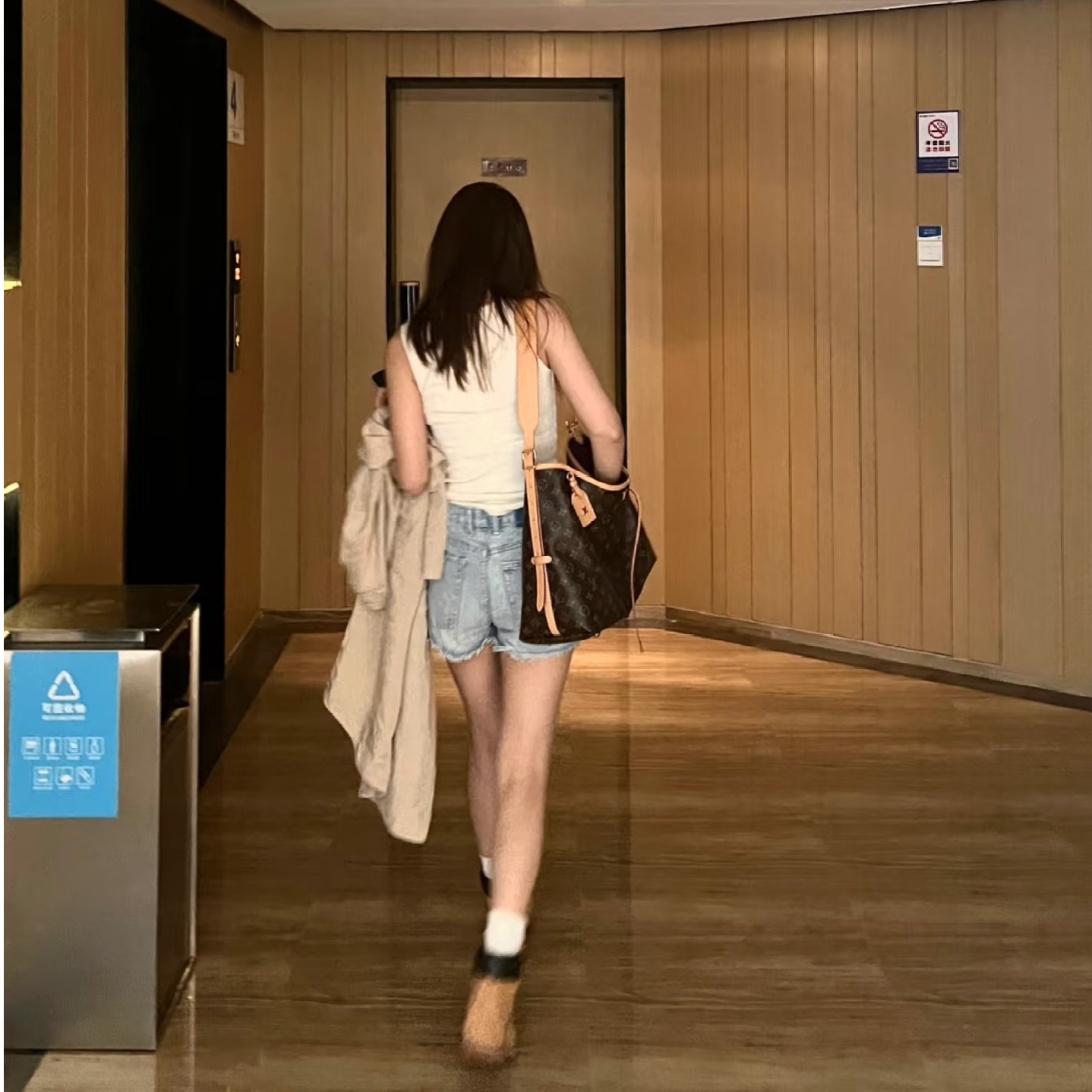 95新 LV carryall系列小号 老花单肩斜挎包，芯片款