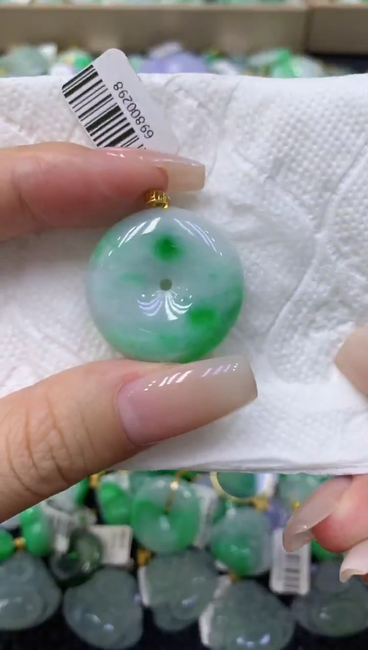 颈饰18K金镶嵌翡翠天然缅甸翡翠A货