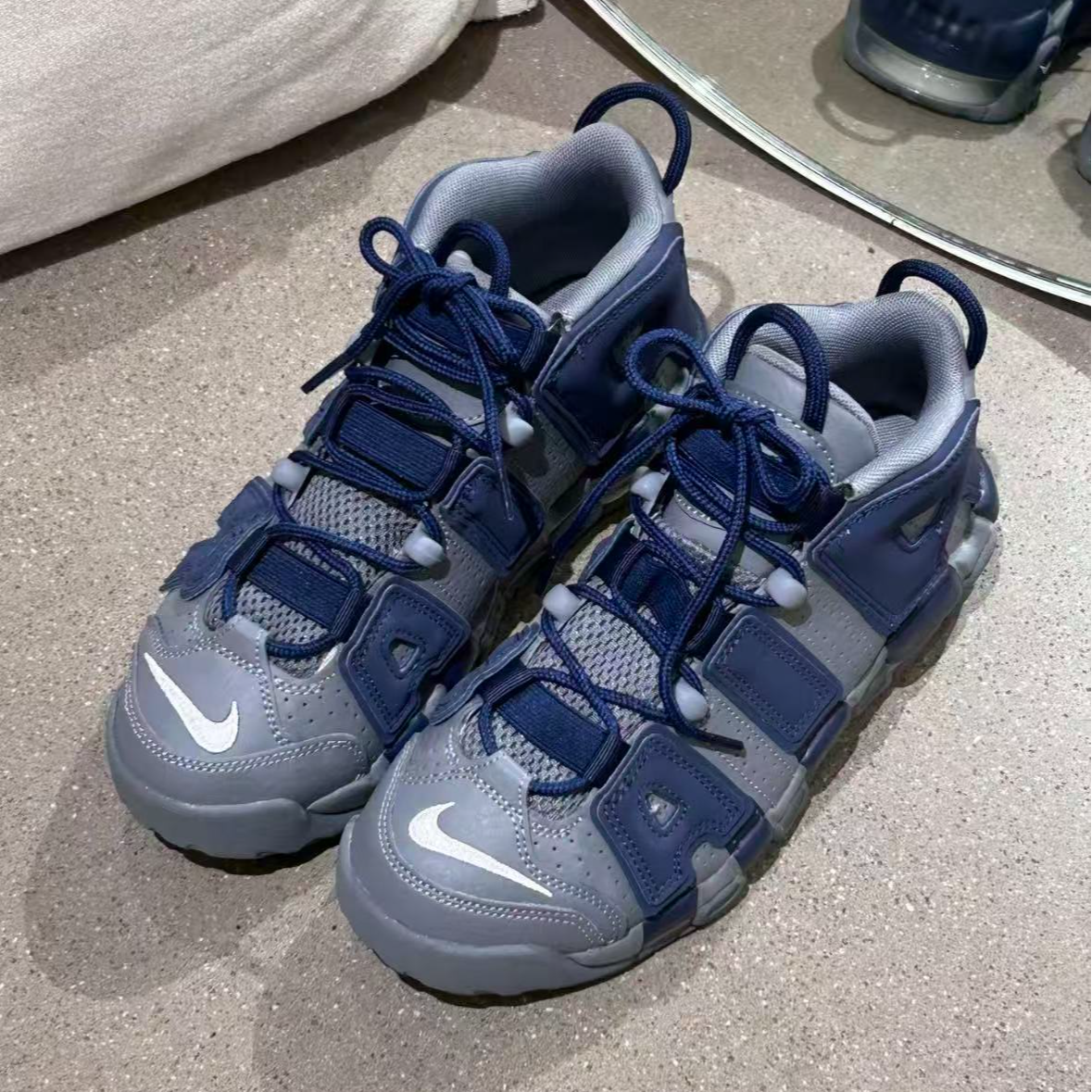 NIKE/耐克AIR MORE UPTEMPO(GS)大童大AIR复古鞋415082-009