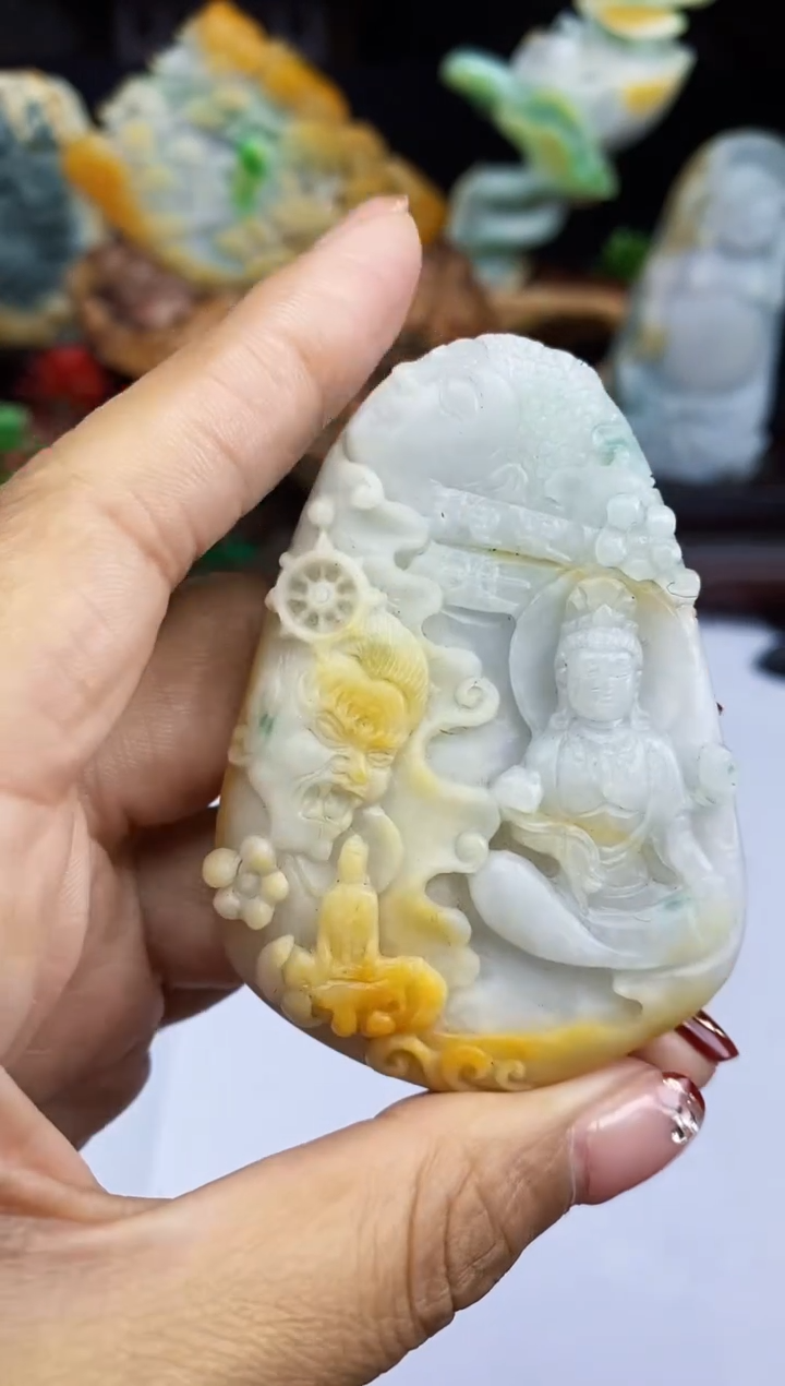 【闪购商品】翡翠颈饰未镶嵌翡翠A货