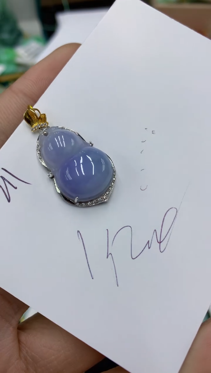 翡翠18K金镶嵌颈饰号链接111111111