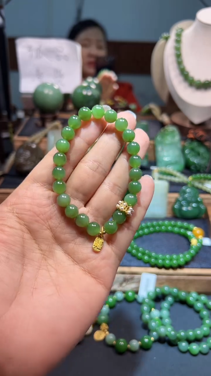 颈饰未镶嵌和田玉（碧玉）1多样性发一