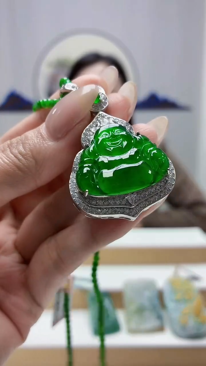 未镶嵌定制翡翠4852MM-毛货挂件70赠珠链