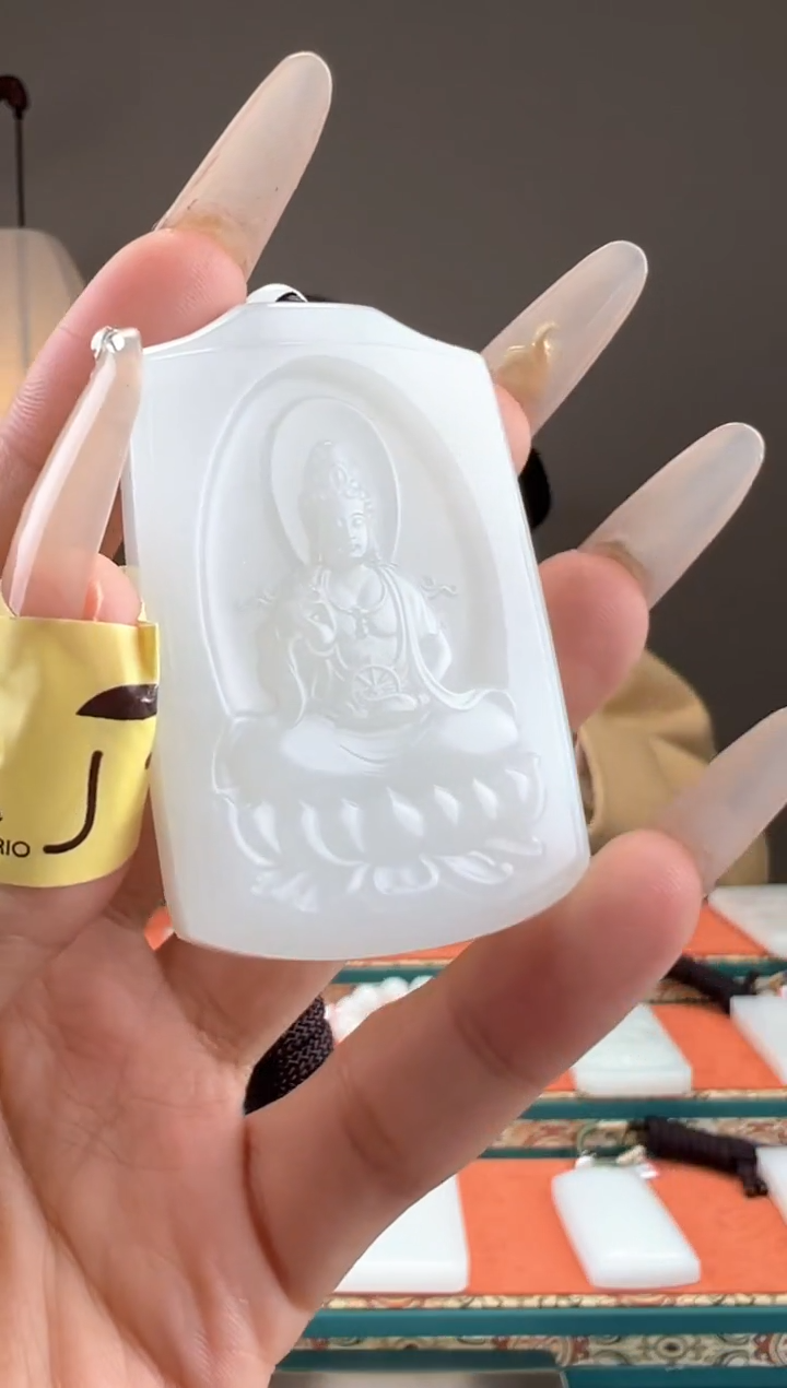 【闪购商品】和田玉颈饰未镶嵌1