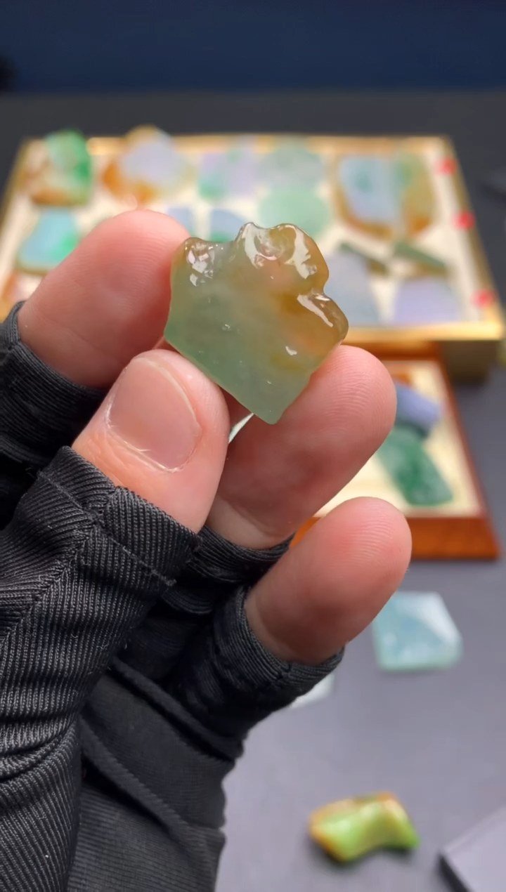 【闪购商品】定制翡翠未镶嵌              