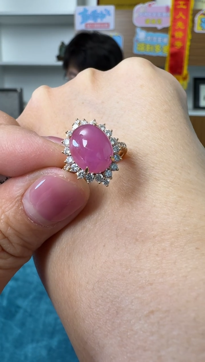 【闪购商品】红宝石戒指18K金镶嵌红宝石戒指