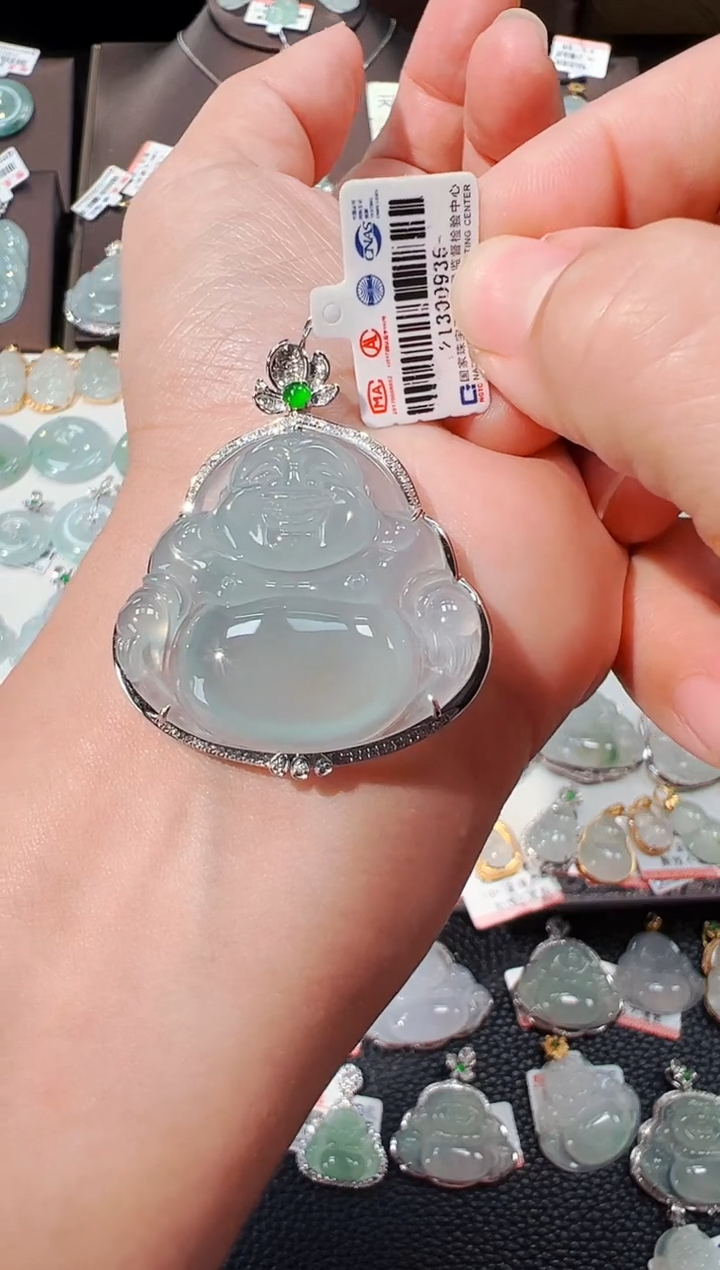 【闪购商品】翡翠吊坠(不含链)18K金镶嵌佛公吊坠936