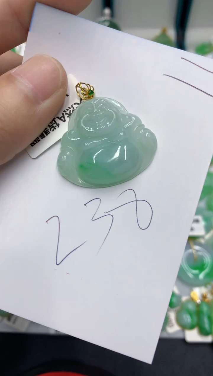 【闪购商品】翡翠颈饰18K金镶嵌翡翠