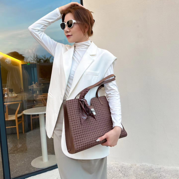【文文甄选】QYX-20300-可可棕-轻奢时尚百搭新款女包