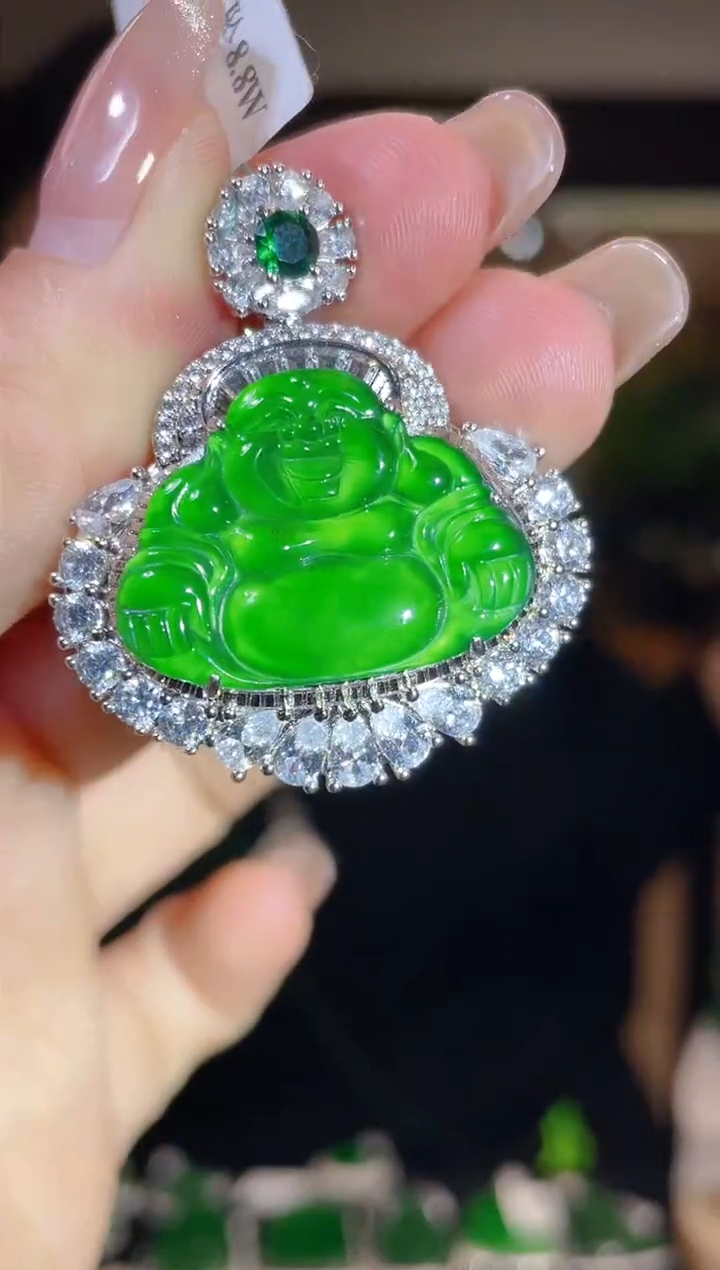 【闪购商品】翡翠吊坠(不含链)未镶嵌多样性发其一