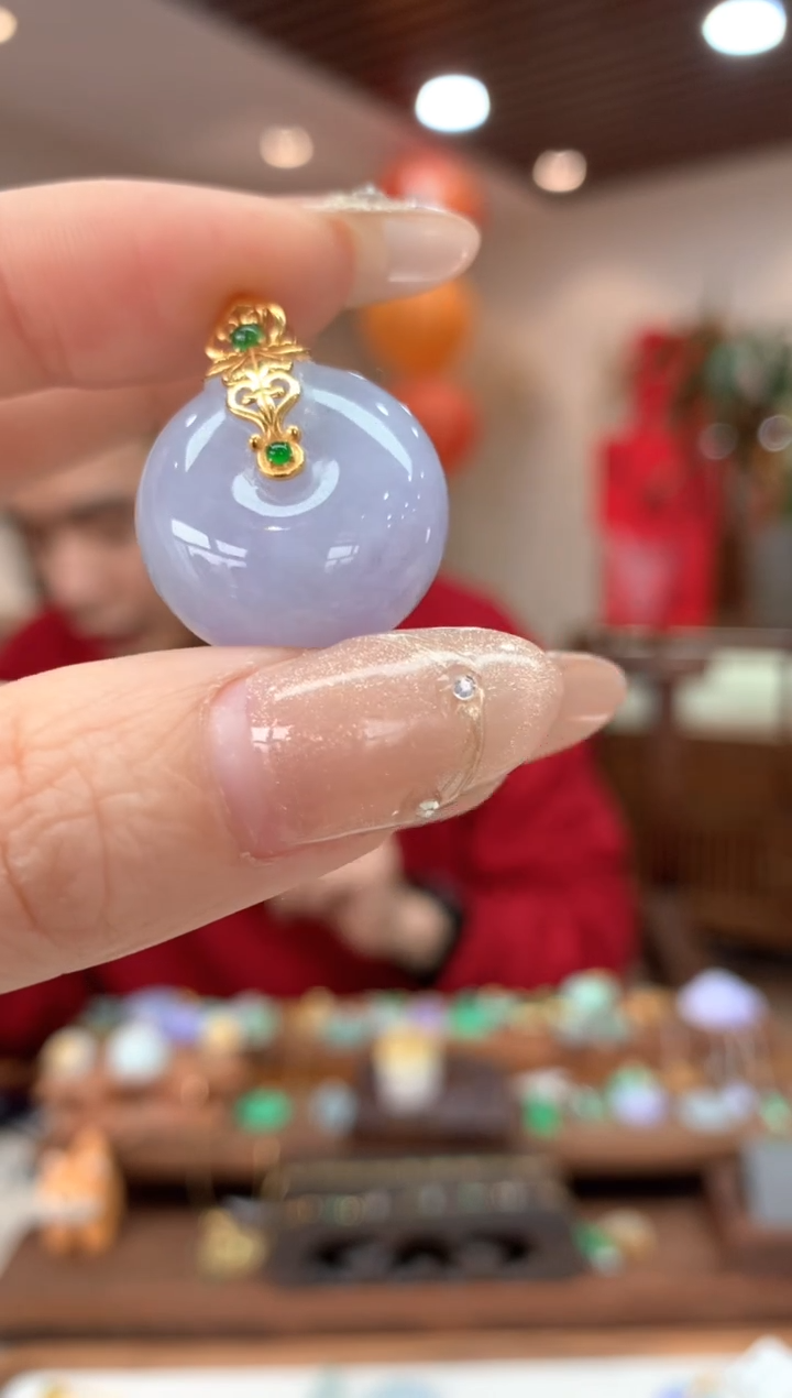 【闪购商品】翡翠吊坠(不含链)18K金镶嵌平安扣