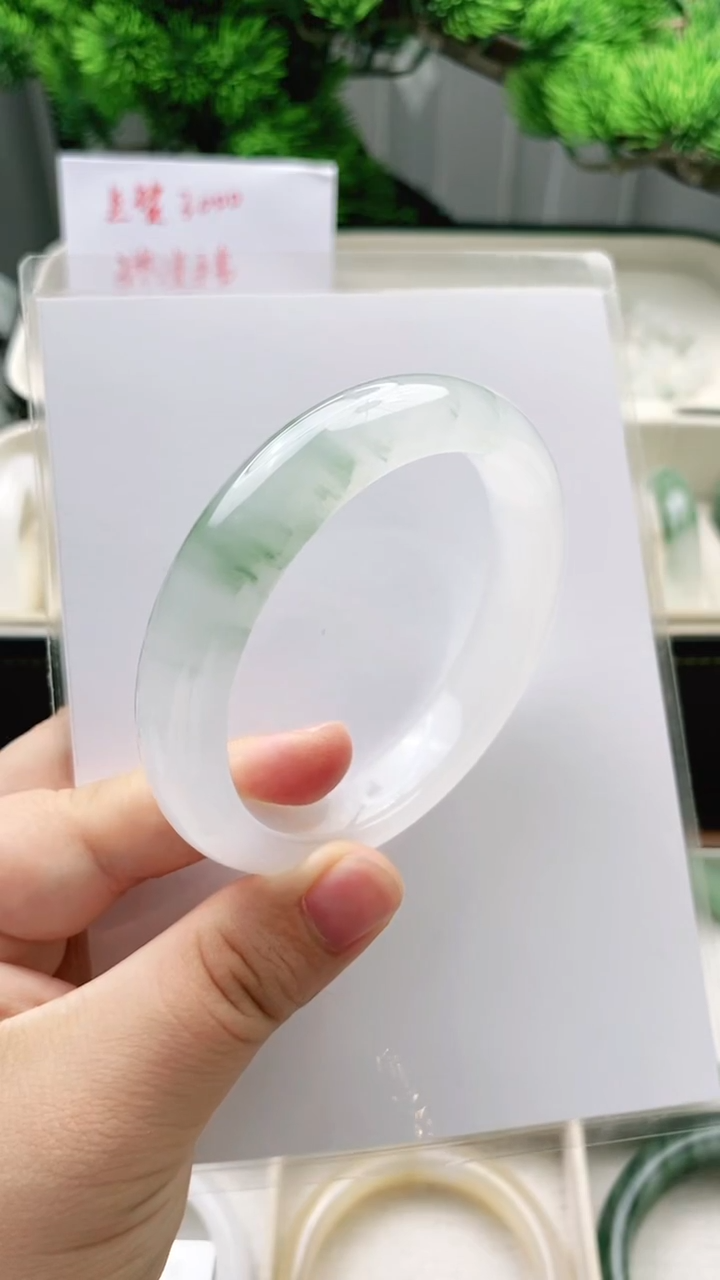 石英质玉手镯未镶嵌59